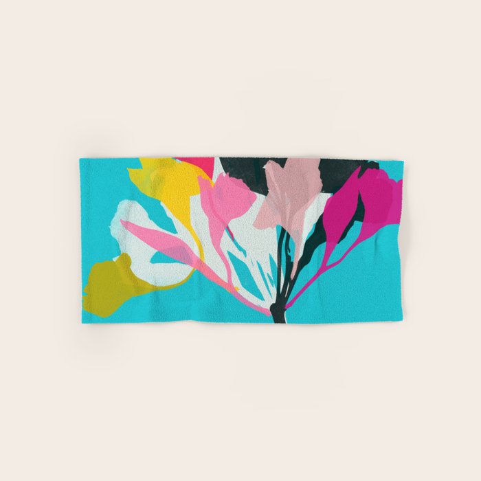 alstroemeria 1 Bath Towel Gallery Image 1