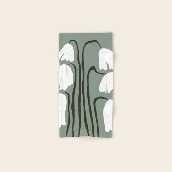 Dropping Tulip Bath Towel Gallery Image 1