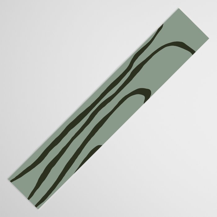 Dropping Tulip Table Runner Gallery Image 3