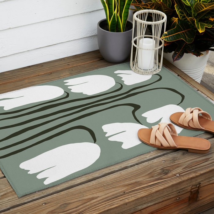 Dropping Tulip Outdoor Rug Gallery Image 2