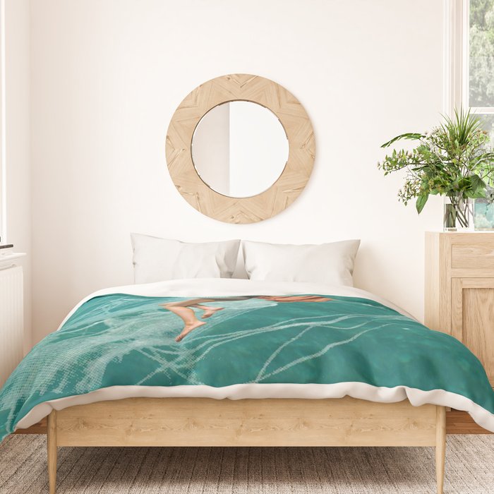 Wherever the current takes me (the jellyfish) Duvet Cover Gallery Image 3