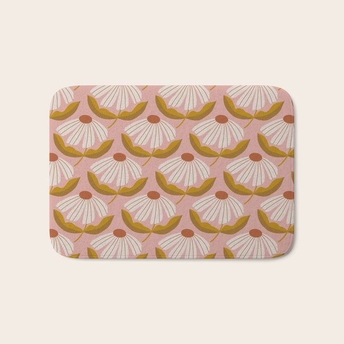 Nostalgic Daisy Bath Mat Gallery Image 1