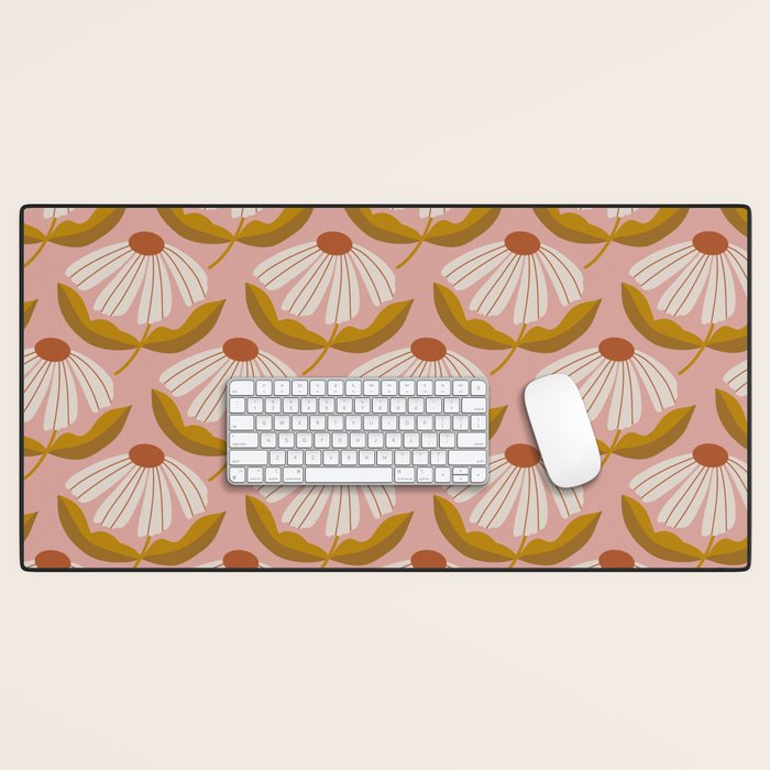Nostalgic Daisy Desk Mat Gallery Image 1