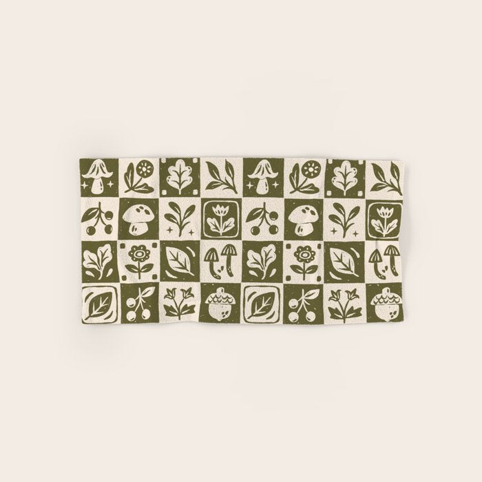 Patchwork Botanical Bath Towel Gallery Image 1