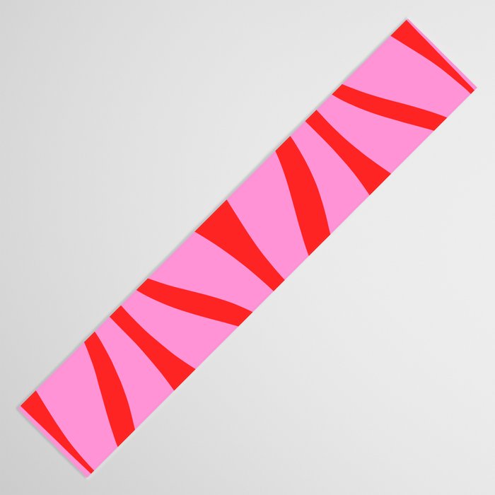Mid Century Modern Retro Lounge Ogee Pattern Preppy Pink and Red Table Runner Gallery Image 3