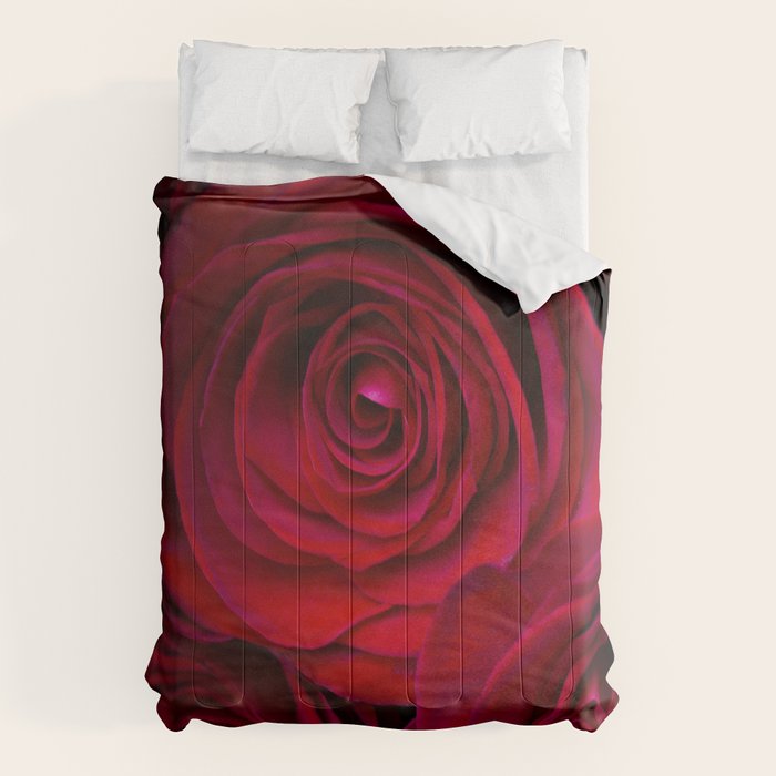 Red roses Comforter Gallery Image 1