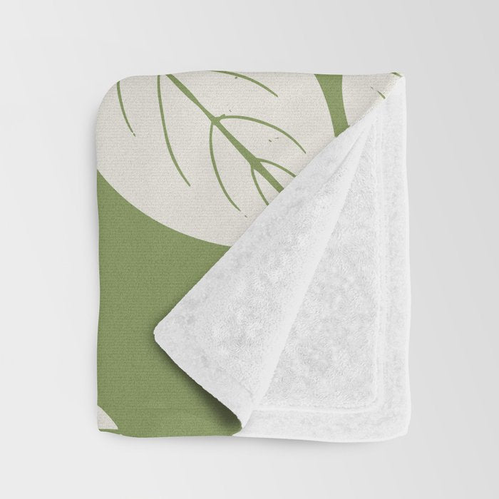Naupaka Hawaiian quilt pattern in sage and beige Throw Blanket Gallery Image 3