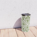 Naupaka Hawaiian quilt pattern in sage and beige Travel Mug Gallery Image 4