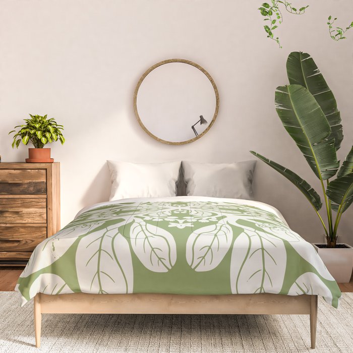 Naupaka Hawaiian quilt pattern in sage and beige Comforter Gallery Image 3