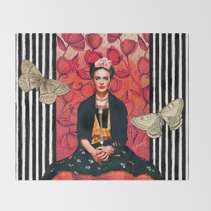 Frida enamorada Throw Blanket Gallery Image 2