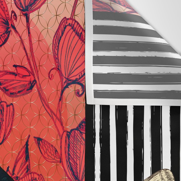 Frida enamorada Wall Tapestry Gallery Image 3