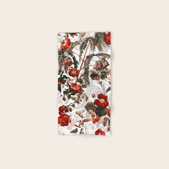 Vintage Garden III Bath Towel Gallery Image 1
