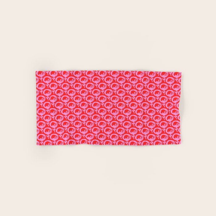 Vibrant Pop Roses Preppy Pink and Red Pattern Bath Towel Gallery Image 1