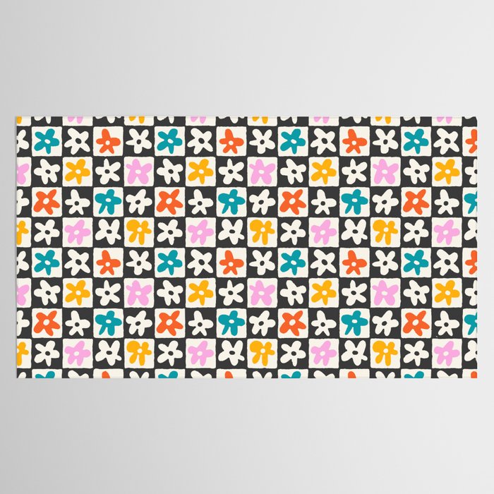 Trendy checkered flower art pattern Tablecloth Gallery Image 2