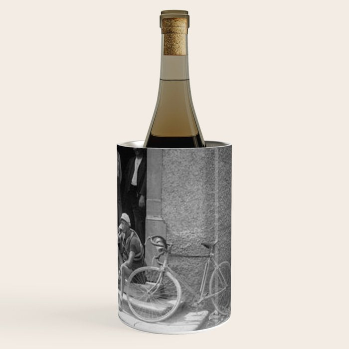Tour De France Cyclists Drinking Beers Wine Chiller Gallery Image 3