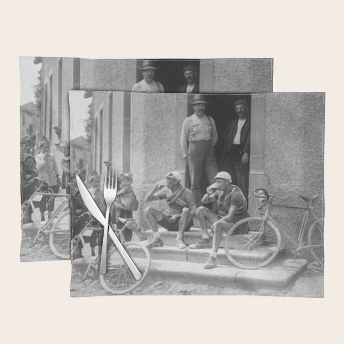 Tour De France Cyclists Drinking Beers Placemat Gallery Image 1