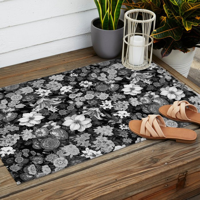 Black and White Floral Pattern Outdoor Rug Gallery Image 2