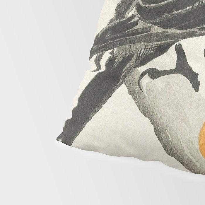 Crow eating persimmon Fruit - Vintage Japanese Woodblock Print Art Pillow Sham Gallery Image 4
