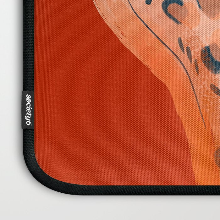 Cheetah 17 Laptop Sleeve Gallery Image 3