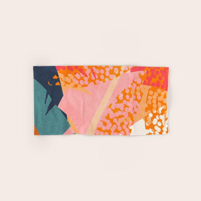 Abstract Boho Tropical Foliage 1 Bath Towel Gallery Image 1