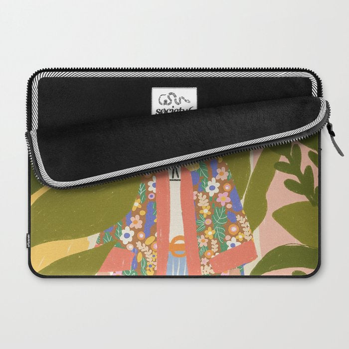 Kimono girl Laptop Sleeve Gallery Image 2