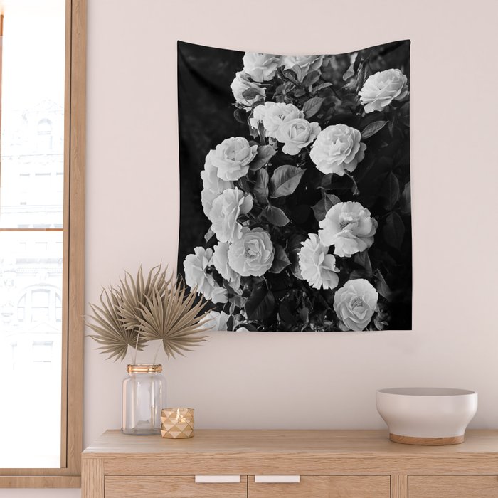 Black And White Roses Wall Tapestry Gallery Image 2