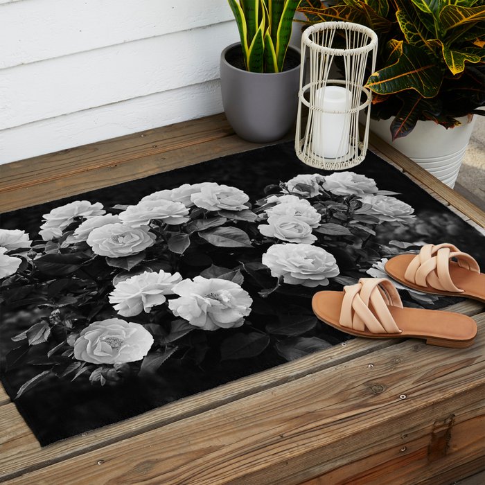 Black And White Roses Outdoor Rug Gallery Image 2