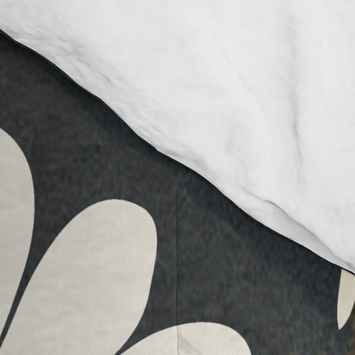 Flowers in a Vase 02 Comforter Gallery Image 4
