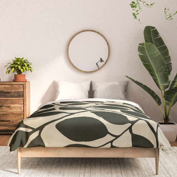 leaves black and white Comforter Gallery Image 3