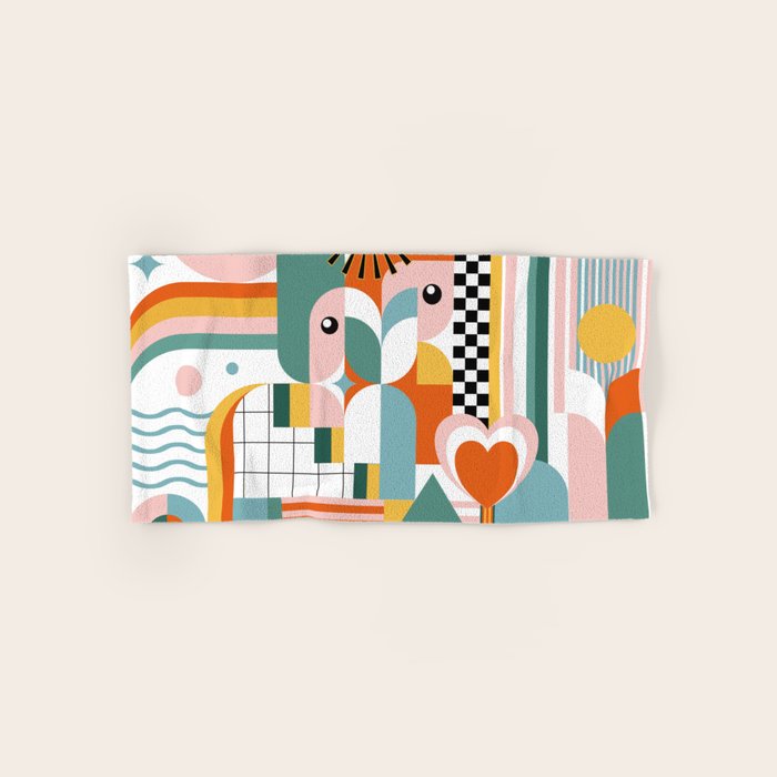 Happy Coastal Life Bath Towel Gallery Image 1