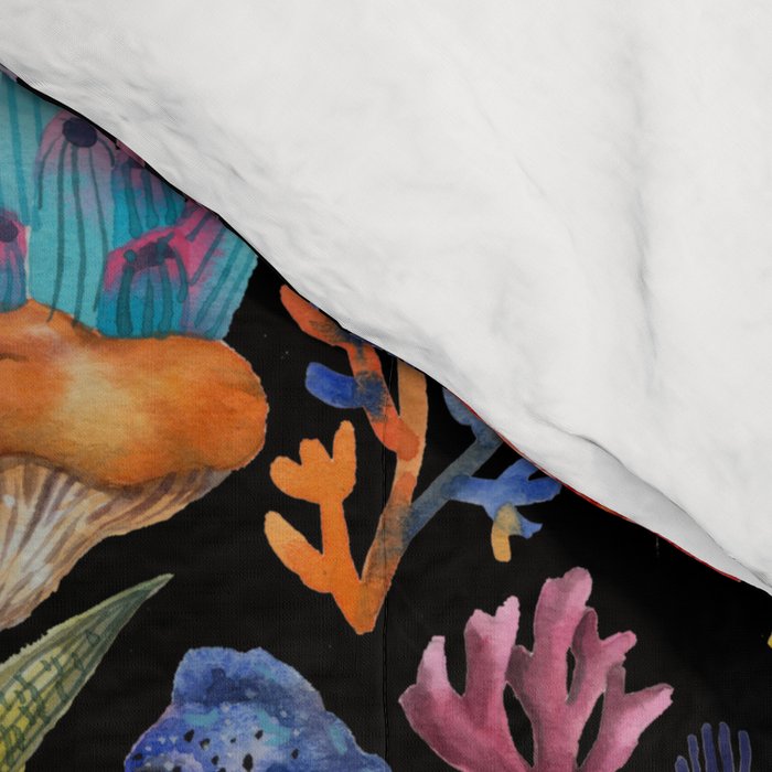 Undersea seahorsesï¼mushrooms and corals- black Comforter Gallery Image 4