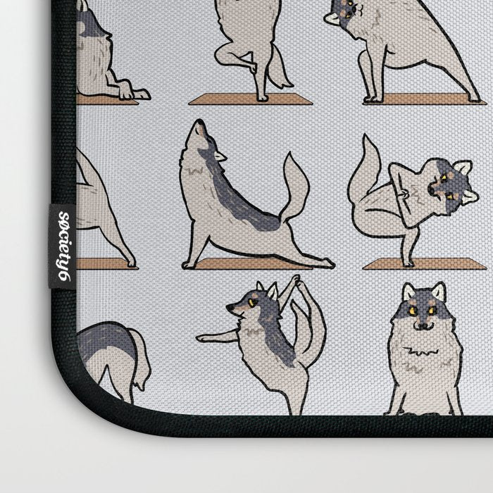 Wolf Yoga Laptop Sleeve Gallery Image 3