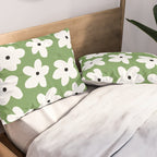 Daisy field - green Pillow Sham Gallery Image 2