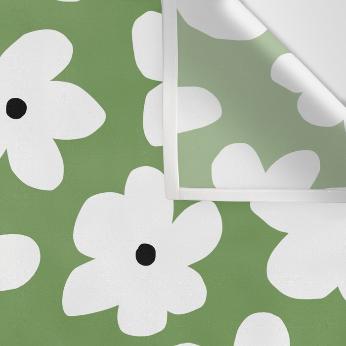 Daisy field - green Wall Tapestry Gallery Image 3