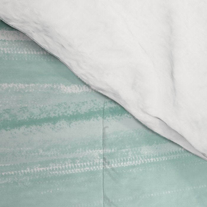 Waves Meet the Shore Comforter Gallery Image 4