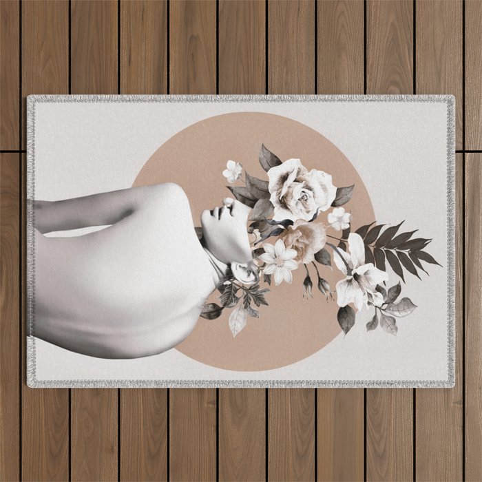 Bloom 8 Outdoor Rug Gallery Image 1
