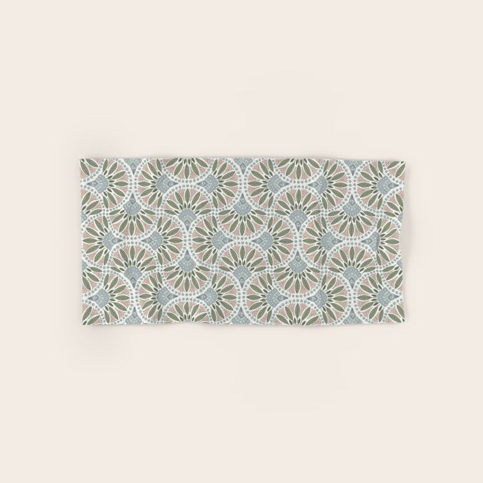 Tropical Garden Bath Towel Gallery Image 1