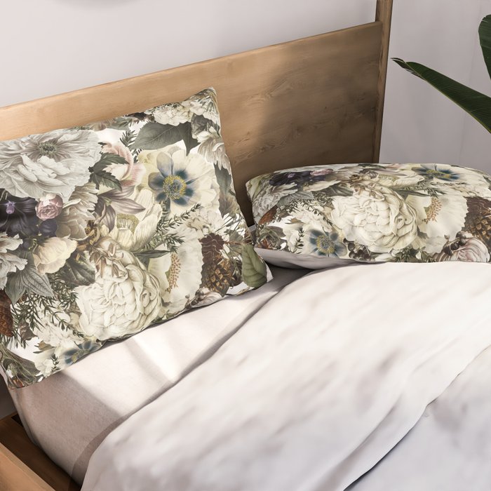 Christmas Vintage Floral Pillow Sham Gallery Image 2