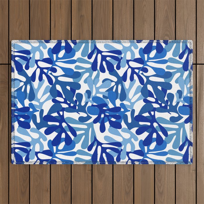 Abstract organic plant leaf shape pattern Outdoor Rug Gallery Image 1