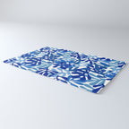 Abstract organic plant leaf shape pattern Rug Gallery Image 3