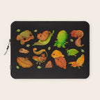 Leaf mimics Laptop Sleeve Gallery Image 1