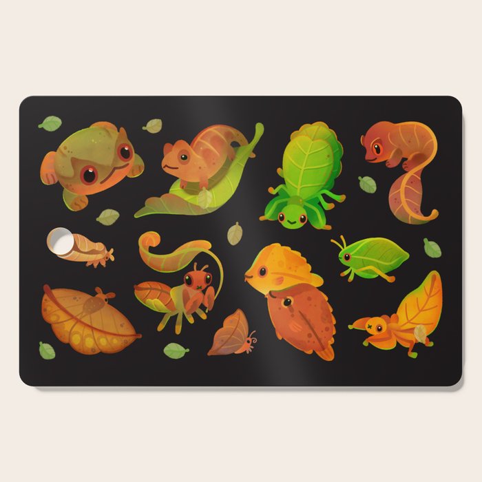 Leaf mimics Cutting Board Gallery Image 1