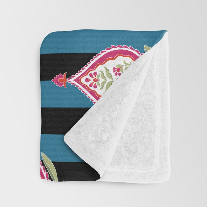 Floral Filigree Throw Blanket Gallery Image 3