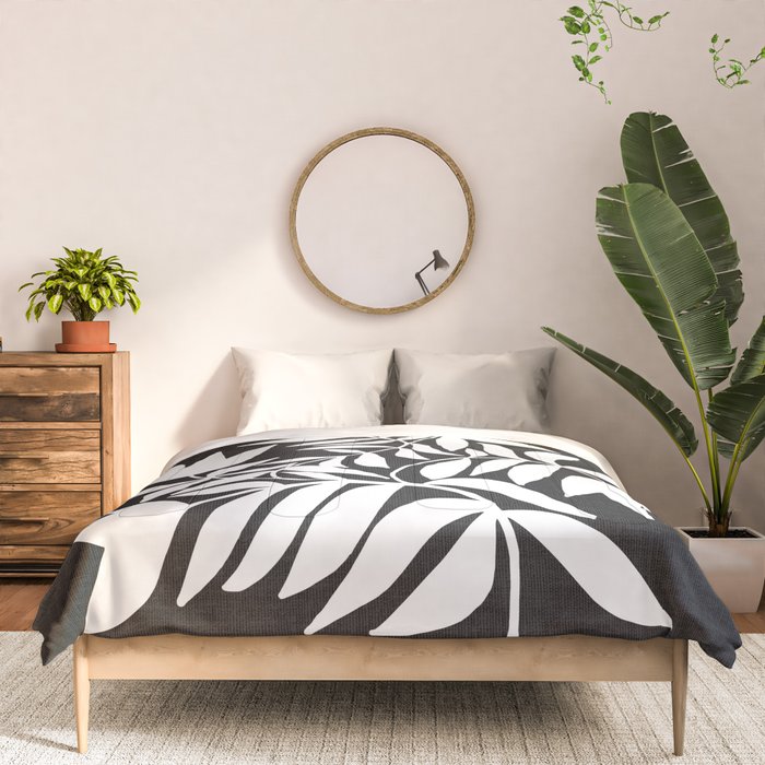 Triple Lip Vining Tulip ii Comforter Gallery Image 3