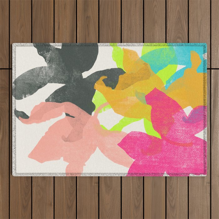 lily 73 Outdoor Rug Gallery Image 1