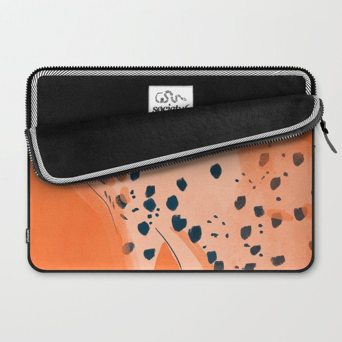 Cheetah 16 Laptop Sleeve Gallery Image 2