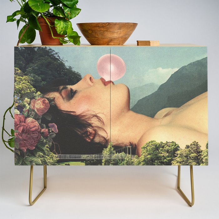 Bubble gum girl Credenza Gallery Image 1