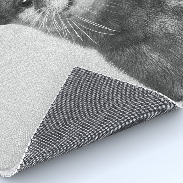Otter - Black & White Rug Gallery Image 4