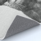 Otter - Black & White Rug Gallery Image 4