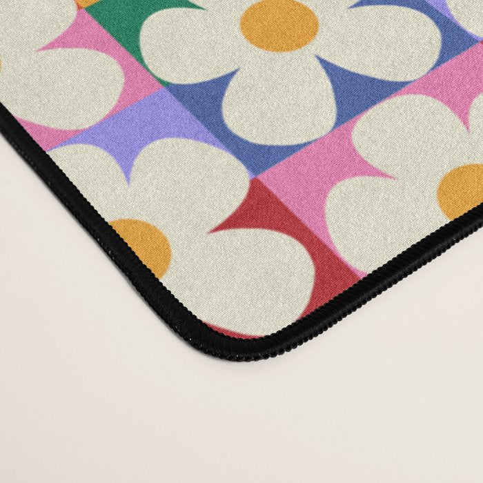 Mod Daisies  Desk Mat Gallery Image 4